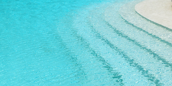 Rehabilitación / Reformas de Casas Benizalón · Instalación de Piscinas